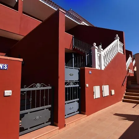 Apartamento House With Jacuzzi In